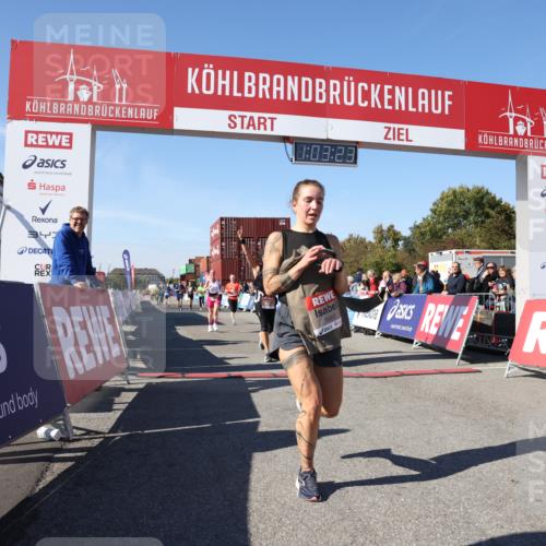 03.10.2025 - Köhlbrandbrückenlauf Lena Gebhardt http://msf.ph/oto/9047677 03.10.2025 13:03:23 Ziel 4085, 4208, 4225, 4268, 4283, 4300, 4454, 4856, 5048, 5063, 6207, 6279, 6612, 6632, 6722, 6784 meine-sportfotos.de