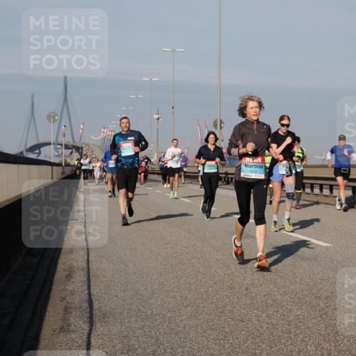 03.10.2025 - Köhlbrandbrückenlauf Fabian Wolf http://msf.ph/oto/9047679 03.10.2025 09:59:47 Position 3 2064, 3252 meine-sportfotos.de