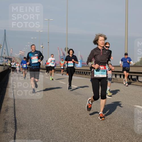 03.10.2025 - Köhlbrandbrückenlauf Fabian Wolf http://msf.ph/oto/9047695 03.10.2025 09:59:48 Position 3 3252 meine-sportfotos.de