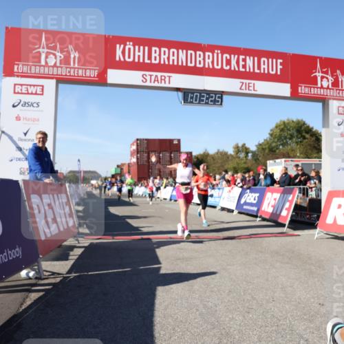 03.10.2025 - Köhlbrandbrückenlauf Lena Gebhardt http://msf.ph/oto/9047716 03.10.2025 13:03:26 Ziel 4208, 4214, 4225, 4252, 4268, 4283, 4300, 4454, 4856, 5063, 5707, 6194, 6207, 6279, 6612, 6632 meine-sportfotos.de