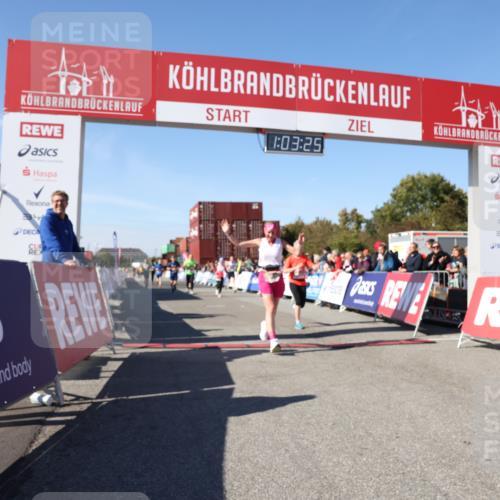 03.10.2025 - Köhlbrandbrückenlauf Lena Gebhardt http://msf.ph/oto/9047721 03.10.2025 13:03:26 Ziel 4208, 4214, 4225, 4252, 4268, 4283, 4300, 4454, 4856, 5063, 5707, 6194, 6207, 6279, 6612, 6632 meine-sportfotos.de