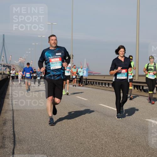 03.10.2025 - Köhlbrandbrückenlauf Fabian Wolf http://msf.ph/oto/9047731 03.10.2025 09:59:50 Position 3 2287, 2064 meine-sportfotos.de