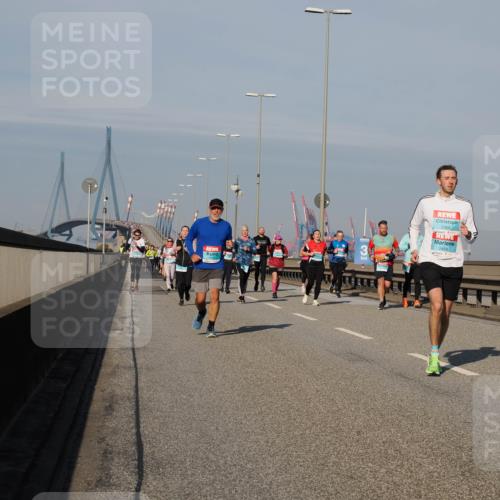 03.10.2025 - Köhlbrandbrückenlauf Fabian Wolf http://msf.ph/oto/9047760 03.10.2025 09:59:54 Position 3 3176, 2454 meine-sportfotos.de