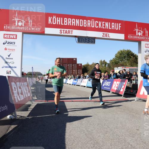 03.10.2025 - Köhlbrandbrückenlauf Lena Gebhardt http://msf.ph/oto/9047853 03.10.2025 13:03:35 Ziel 4214, 4225, 4252, 4300, 4422, 4454, 4507, 5707, 5799, 6025, 6194, 6207, 6632 meine-sportfotos.de