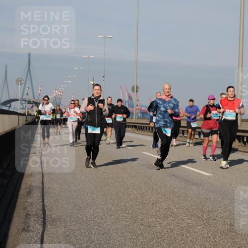03.10.2025 - Köhlbrandbrückenlauf Fabian Wolf http://msf.ph/oto/9047858 03.10.2025 10:00:00 Position 3  meine-sportfotos.de