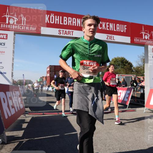 03.10.2025 - Köhlbrandbrückenlauf Lena Gebhardt http://msf.ph/oto/9047868 03.10.2025 13:19:44 Ziel 4376, 4539, 4981, 5047, 5059, 5148, 5647, 5648, 5650, 5704, 5838, 5931, 5975, 6382, 6383, 6509, 6600, 6660, 6730 meine-sportfotos.de
