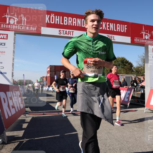 03.10.2025 - Köhlbrandbrückenlauf Lena Gebhardt http://msf.ph/oto/9047875 03.10.2025 13:19:44 Ziel 4376, 4539, 4981, 5047, 5059, 5148, 5647, 5648, 5650, 5704, 5838, 5931, 5975, 6382, 6383, 6509, 6600, 6660, 6730 meine-sportfotos.de