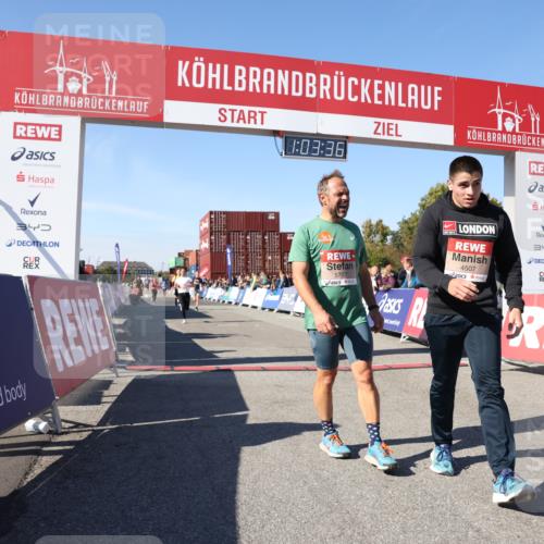 03.10.2025 - Köhlbrandbrückenlauf Lena Gebhardt http://msf.ph/oto/9047879 03.10.2025 13:03:36 Ziel 4063, 4214, 4252, 4300, 4422, 4454, 4507, 5707, 5799, 6025, 6194, 6207, 6632 meine-sportfotos.de