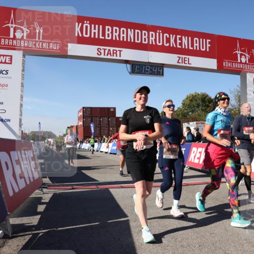 03.10.2025 - Köhlbrandbrückenlauf Lena Gebhardt http://msf.ph/oto/9047893 03.10.2025 13:19:45 Ziel 4376, 4539, 4981, 5047, 5059, 5148, 5647, 5648, 5650, 5704, 5838, 5931, 5975, 6382, 6383, 6509, 6600, 6660, 6730 meine-sportfotos.de