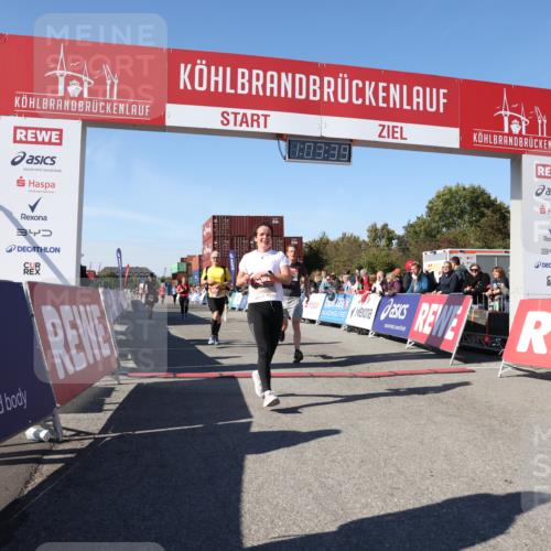 03.10.2025 - Köhlbrandbrückenlauf Lena Gebhardt http://msf.ph/oto/9047908 03.10.2025 13:03:40 Ziel 4063, 4214, 4252, 4274, 4422, 4507, 5639, 5707, 5799, 6025, 6194 meine-sportfotos.de