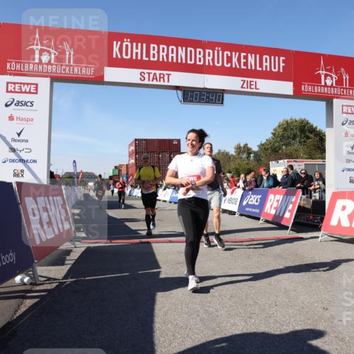 03.10.2025 - Köhlbrandbrückenlauf Lena Gebhardt http://msf.ph/oto/9047920 03.10.2025 13:03:41 Ziel 4063, 4214, 4274, 4322, 4422, 4507, 5639, 5707, 5799, 6025 meine-sportfotos.de