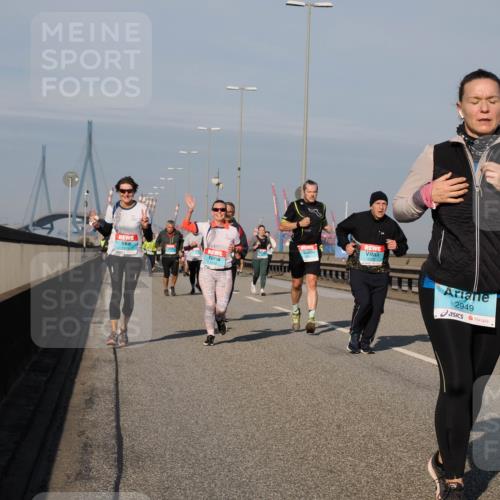 03.10.2025 - Köhlbrandbrückenlauf Fabian Wolf http://msf.ph/oto/9047921 03.10.2025 10:00:04 Position 3 2949 meine-sportfotos.de