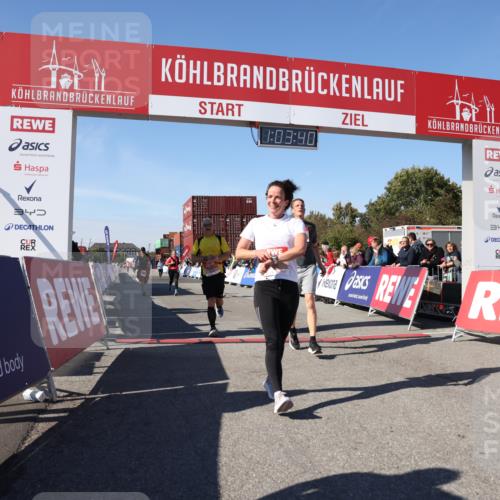 03.10.2025 - Köhlbrandbrückenlauf Lena Gebhardt http://msf.ph/oto/9047923 03.10.2025 13:03:41 Ziel 4063, 4214, 4274, 4322, 4422, 4507, 5639, 5707, 5799, 6025 meine-sportfotos.de