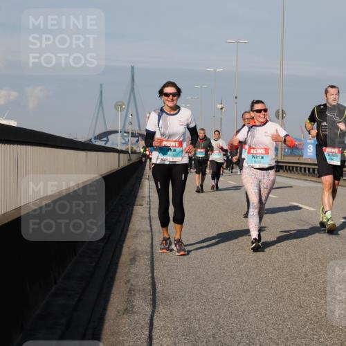 03.10.2025 - Köhlbrandbrückenlauf Fabian Wolf http://msf.ph/oto/9047959 03.10.2025 10:00:05 Position 3 1671, 2393, 1659 meine-sportfotos.de
