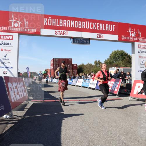 03.10.2025 - Köhlbrandbrückenlauf Lena Gebhardt http://msf.ph/oto/9047964 03.10.2025 13:03:45 Ziel 4063, 4274, 4322, 4422, 5639, 5799, 6025, 6341, 6706 meine-sportfotos.de