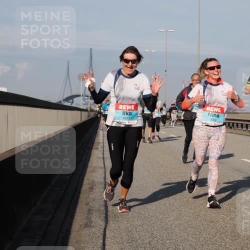 03.10.2025 - Köhlbrandbrückenlauf Fabian Wolf http://msf.ph/oto/9047979 03.10.2025 10:00:06 Position 3 1671, 2392, 1659 meine-sportfotos.de