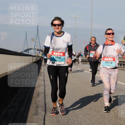 03.10.2025 - Köhlbrandbrückenlauf Fabian Wolf http://msf.ph/oto/9047986 03.10.2025 10:00:07 Position 3 1671, 2392, 1659 meine-sportfotos.de