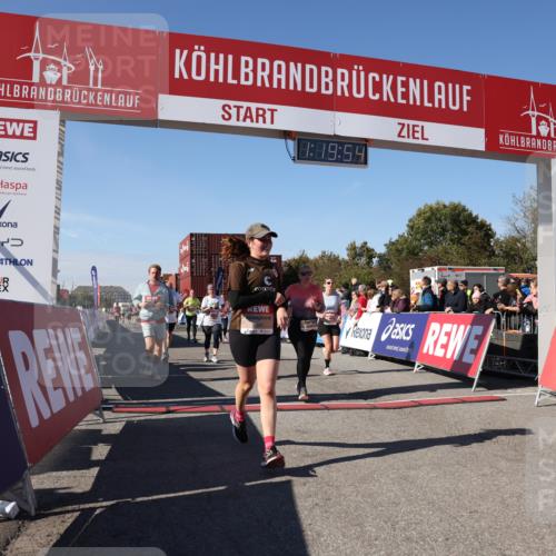 03.10.2025 - Köhlbrandbrückenlauf Lena Gebhardt http://msf.ph/oto/9048013 03.10.2025 13:19:54 Ziel 4376, 4539, 4721, 5047, 5059, 5656, 5657, 5658, 5704, 5841, 6068, 6414, 6509, 6567, 6568, 6660, 6663, 6730 meine-sportfotos.de