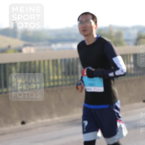03.10.2025 - Köhlbrandbrückenlauf Lena Gebhardt http://msf.ph/oto/9048014 03.10.2025 09:30:10 Position 1  meine-sportfotos.de