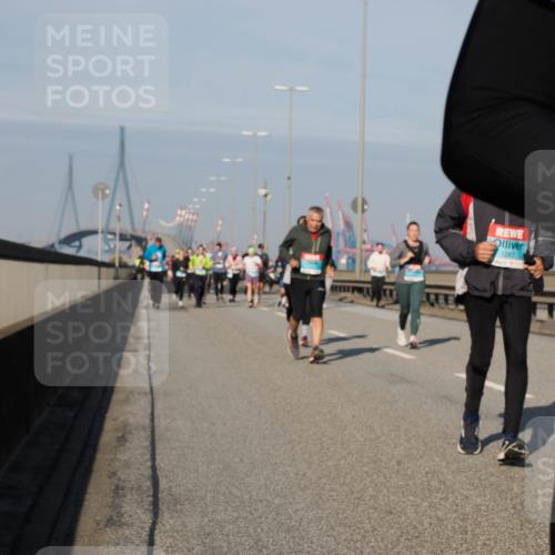 03.10.2025 - Köhlbrandbrückenlauf Fabian Wolf http://msf.ph/oto/9048018 03.10.2025 10:00:08 Position 3 1287 meine-sportfotos.de