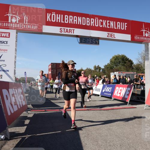 03.10.2025 - Köhlbrandbrückenlauf Lena Gebhardt http://msf.ph/oto/9048019 03.10.2025 13:19:55 Ziel 4376, 4539, 4721, 5059, 5656, 5657, 5658, 5704, 5841, 6068, 6414, 6509, 6567, 6568, 6660, 6663, 6730 meine-sportfotos.de