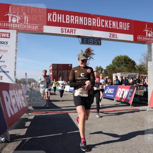 03.10.2025 - Köhlbrandbrückenlauf Lena Gebhardt http://msf.ph/oto/9048024 03.10.2025 13:19:55 Ziel 4376, 4539, 4721, 5059, 5656, 5657, 5658, 5704, 5841, 6068, 6414, 6509, 6567, 6568, 6660, 6663, 6730 meine-sportfotos.de