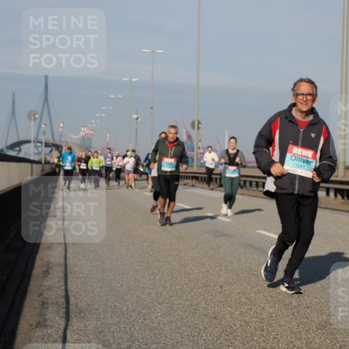 03.10.2025 - Köhlbrandbrückenlauf Fabian Wolf http://msf.ph/oto/9048026 03.10.2025 10:00:09 Position 3 1287 meine-sportfotos.de