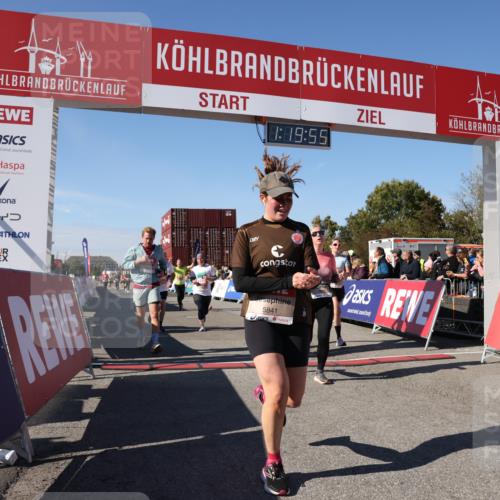 03.10.2025 - Köhlbrandbrückenlauf Lena Gebhardt http://msf.ph/oto/9048029 03.10.2025 13:19:55 Ziel 4376, 4539, 4721, 5059, 5656, 5657, 5658, 5704, 5841, 6068, 6414, 6509, 6567, 6568, 6660, 6663, 6730 meine-sportfotos.de