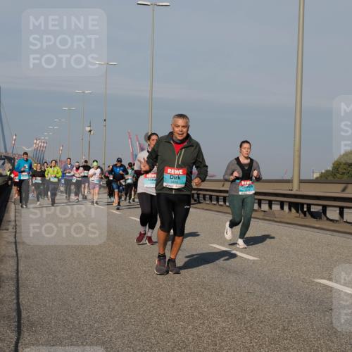 03.10.2025 - Köhlbrandbrückenlauf Fabian Wolf http://msf.ph/oto/9048058 03.10.2025 10:00:11 Position 3 1719, 3488 meine-sportfotos.de