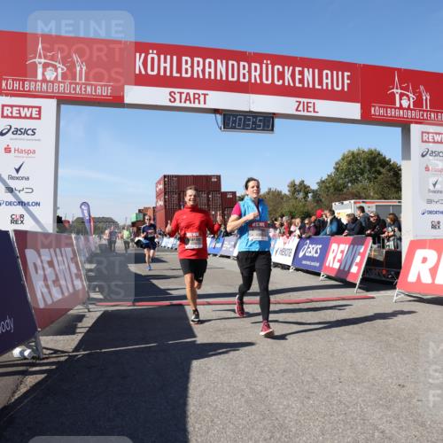 03.10.2025 - Köhlbrandbrückenlauf Lena Gebhardt http://msf.ph/oto/9048061 03.10.2025 13:03:52 Ziel 4063, 4127, 4274, 4322, 4349, 5098, 5414, 5447, 5639, 5950, 6315, 6341, 6392, 6706 meine-sportfotos.de