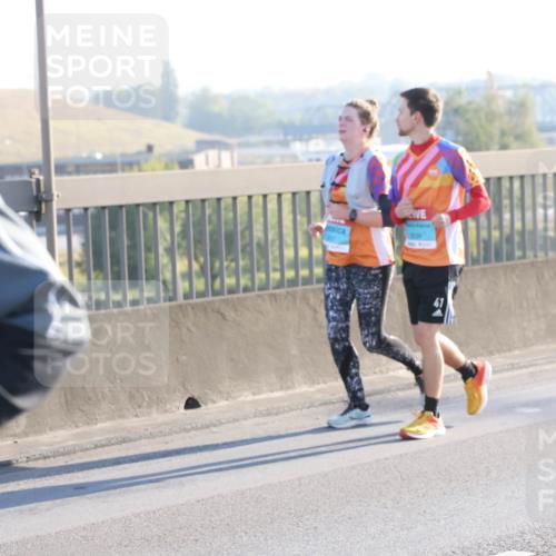 03.10.2025 - Köhlbrandbrückenlauf Lena Gebhardt http://msf.ph/oto/9048065 03.10.2025 09:30:14 Position 1  meine-sportfotos.de