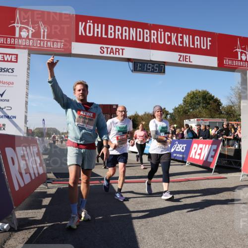03.10.2025 - Köhlbrandbrückenlauf Lena Gebhardt http://msf.ph/oto/9048066 03.10.2025 13:19:57 Ziel 4376, 4433, 4539, 4721, 5059, 5656, 5657, 5658, 5704, 5841, 6068, 6414, 6567, 6568, 6660, 6663, 6730 meine-sportfotos.de