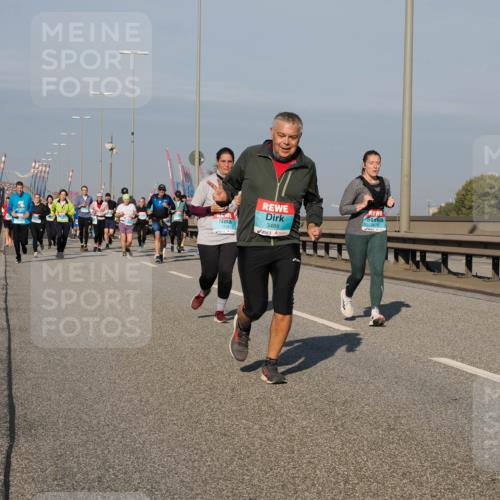 03.10.2025 - Köhlbrandbrückenlauf Fabian Wolf http://msf.ph/oto/9048073 03.10.2025 10:00:11 Position 3 1719, 3488 meine-sportfotos.de