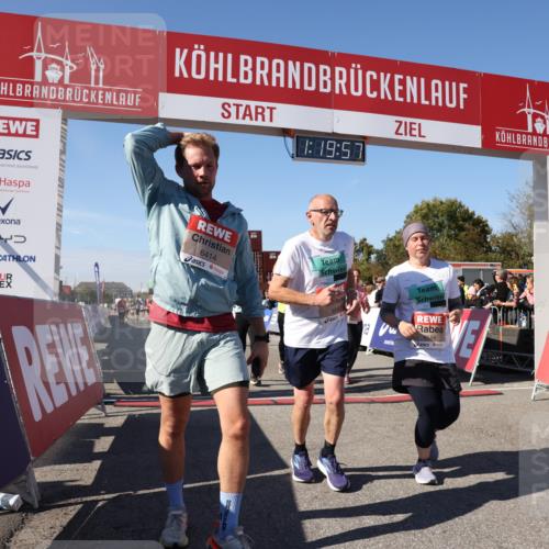 03.10.2025 - Köhlbrandbrückenlauf Lena Gebhardt http://msf.ph/oto/9048075 03.10.2025 13:19:58 Ziel 4376, 4433, 4539, 4721, 5059, 5175, 5656, 5657, 5658, 5704, 5841, 6068, 6414, 6567, 6568, 6649, 6660, 6663, 6730 meine-sportfotos.de