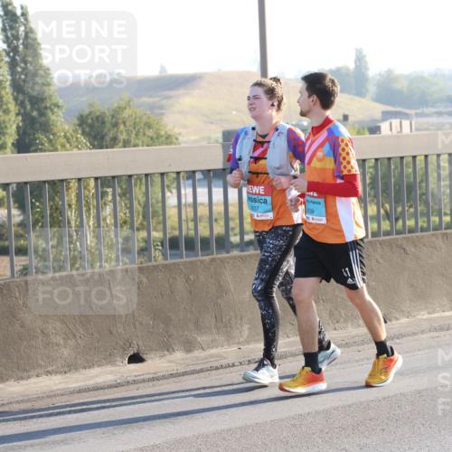 03.10.2025 - Köhlbrandbrückenlauf Lena Gebhardt http://msf.ph/oto/9048089 03.10.2025 09:30:15 Position 1 3637, 639 meine-sportfotos.de