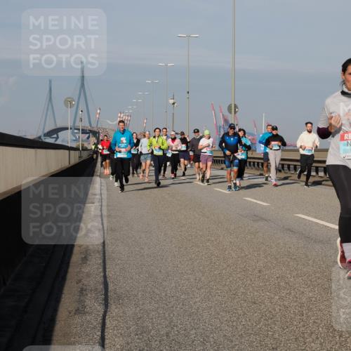 03.10.2025 - Köhlbrandbrückenlauf Fabian Wolf http://msf.ph/oto/9048110 03.10.2025 10:00:14 Position 3 1719 meine-sportfotos.de