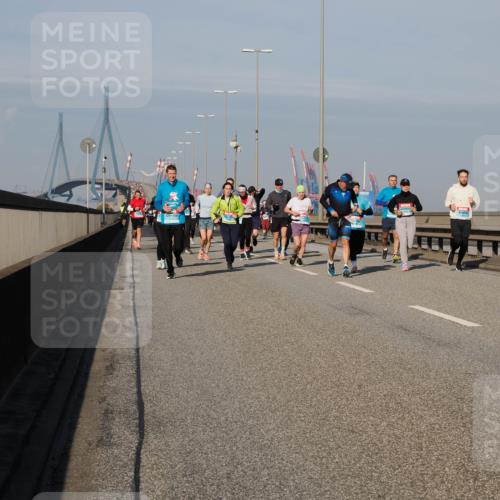 03.10.2025 - Köhlbrandbrückenlauf Fabian Wolf http://msf.ph/oto/9048128 03.10.2025 10:00:14 Position 3  meine-sportfotos.de