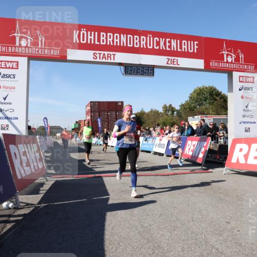 03.10.2025 - Köhlbrandbrückenlauf Lena Gebhardt http://msf.ph/oto/9048149 03.10.2025 13:03:56 Ziel 4127, 4322, 4349, 5098, 5414, 5447, 5950, 5958, 6315, 6341, 6392, 6706 meine-sportfotos.de