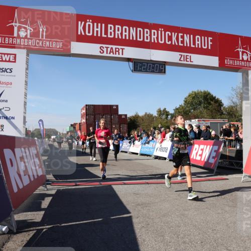 03.10.2025 - Köhlbrandbrückenlauf Lena Gebhardt http://msf.ph/oto/9048177 03.10.2025 13:20:04 Ziel 4433, 4721, 5037, 5175, 5328, 5456, 5481, 5656, 5657, 5658, 6068, 6414, 6567, 6568, 6589, 6649, 6663 meine-sportfotos.de