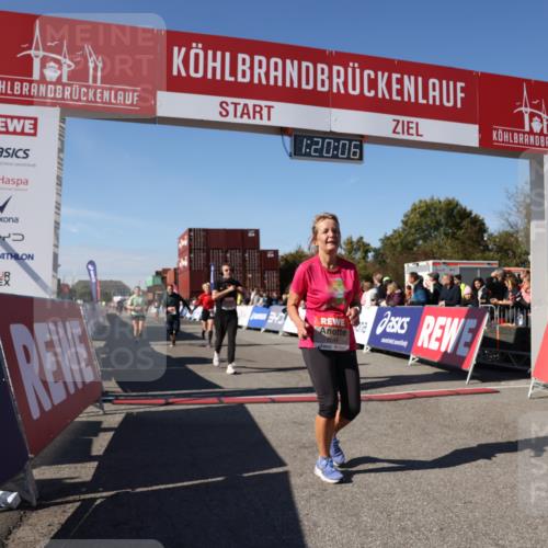 03.10.2025 - Köhlbrandbrückenlauf Lena Gebhardt http://msf.ph/oto/9048192 03.10.2025 13:20:06 Ziel 4402, 4433, 4565, 4721, 5037, 5175, 5328, 5456, 5481, 5656, 5657, 5658, 6567, 6568, 6589, 6649 meine-sportfotos.de