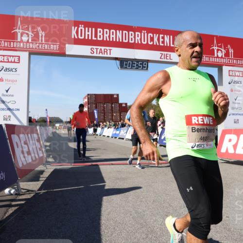 03.10.2025 - Köhlbrandbrückenlauf Lena Gebhardt http://msf.ph/oto/9048193 03.10.2025 13:03:59 Ziel 4056, 4127, 4349, 4372, 4480, 5098, 5414, 5447, 5950, 5958, 6315, 6341, 6392, 6706 meine-sportfotos.de