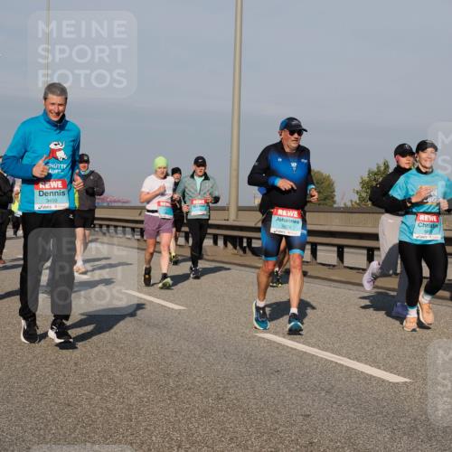 03.10.2025 - Köhlbrandbrückenlauf Fabian Wolf http://msf.ph/oto/9048224 03.10.2025 10:00:19 Position 3 2641, 3450, 2974, 1903, 2254 meine-sportfotos.de