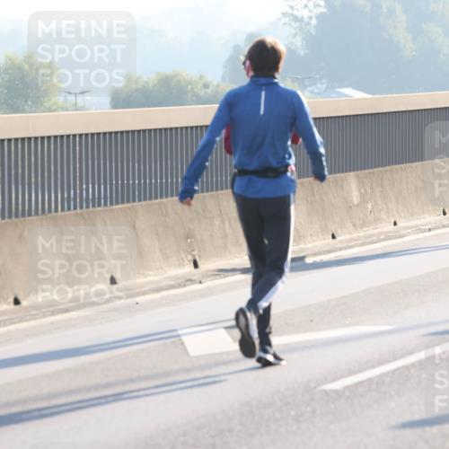 03.10.2025 - Köhlbrandbrückenlauf Lena Gebhardt http://msf.ph/oto/9048229 03.10.2025 09:30:23 Position 1  meine-sportfotos.de