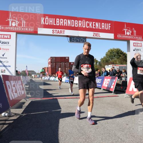 03.10.2025 - Köhlbrandbrückenlauf Lena Gebhardt http://msf.ph/oto/9048293 03.10.2025 13:04:04 Ziel 4056, 4127, 4349, 4372, 4480, 5098, 5447, 5721, 5950, 5958, 6315, 6392 meine-sportfotos.de