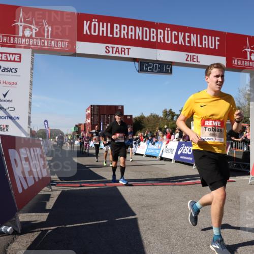03.10.2025 - Köhlbrandbrückenlauf Lena Gebhardt http://msf.ph/oto/9048295 03.10.2025 13:20:14 Ziel 4397, 4402, 4565, 4779, 4994, 5037, 5160, 5175, 5328, 5456, 5481, 5672, 5683, 5850, 6035, 6136, 6589, 6649 meine-sportfotos.de
