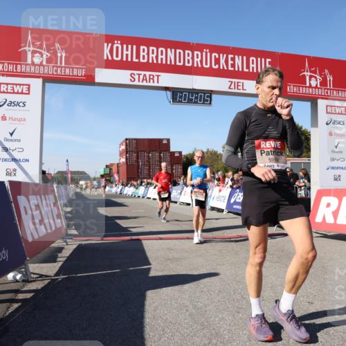 03.10.2025 - Köhlbrandbrückenlauf Lena Gebhardt http://msf.ph/oto/9048304 03.10.2025 13:04:05 Ziel 4056, 4127, 4349, 4372, 4480, 5098, 5447, 5721, 5950, 5958, 6315, 6392 meine-sportfotos.de