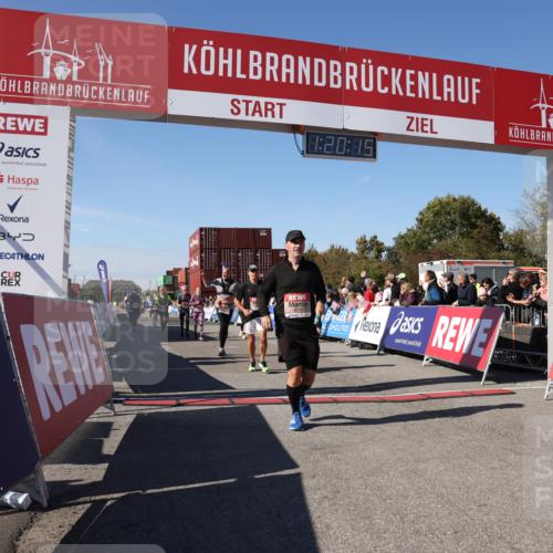 03.10.2025 - Köhlbrandbrückenlauf Lena Gebhardt http://msf.ph/oto/9048320 03.10.2025 13:20:15 Ziel 4397, 4402, 4565, 4779, 4994, 5037, 5144, 5160, 5328, 5456, 5481, 5672, 5683, 5850, 6035, 6136, 6589 meine-sportfotos.de