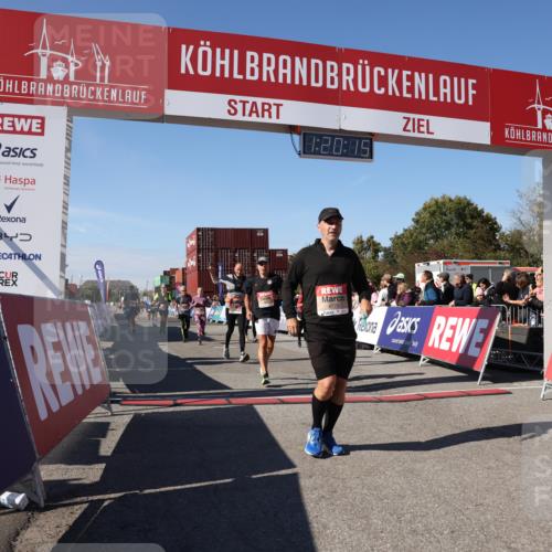 03.10.2025 - Köhlbrandbrückenlauf Lena Gebhardt http://msf.ph/oto/9048328 03.10.2025 13:20:16 Ziel 4397, 4402, 4565, 4571, 4779, 4994, 5144, 5160, 5328, 5456, 5481, 5672, 5683, 5850, 6035, 6136, 6589 meine-sportfotos.de