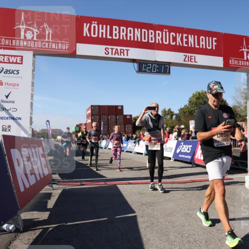 03.10.2025 - Köhlbrandbrückenlauf Lena Gebhardt http://msf.ph/oto/9048372 03.10.2025 13:20:18 Ziel 4397, 4402, 4565, 4571, 4779, 4994, 5144, 5160, 5208, 5456, 5481, 5672, 5683, 5850, 6035, 6136, 6589 meine-sportfotos.de