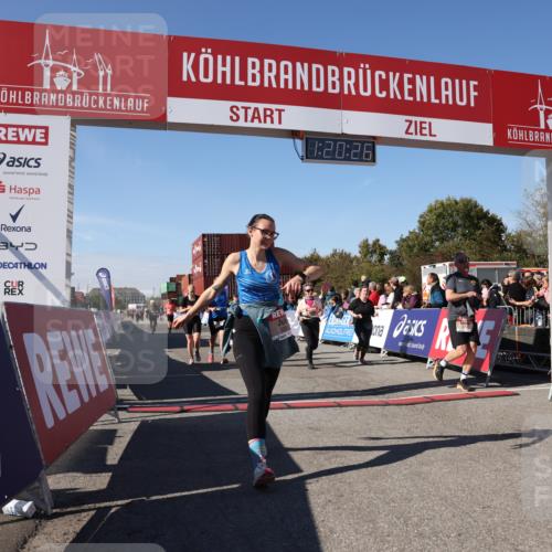 03.10.2025 - Köhlbrandbrückenlauf Lena Gebhardt http://msf.ph/oto/9048483 03.10.2025 13:20:26 Ziel 4385, 4570, 4571, 4591, 4672, 4739, 4859, 4994, 5082, 5144, 5160, 5208, 5631, 5672, 5683, 5790, 5850, 6035, 6136 meine-sportfotos.de